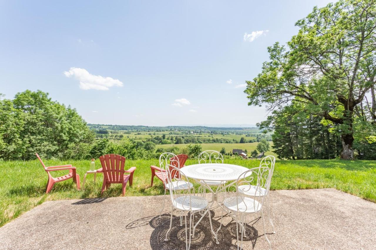 Le Pré devant nous Picherande Exterior foto