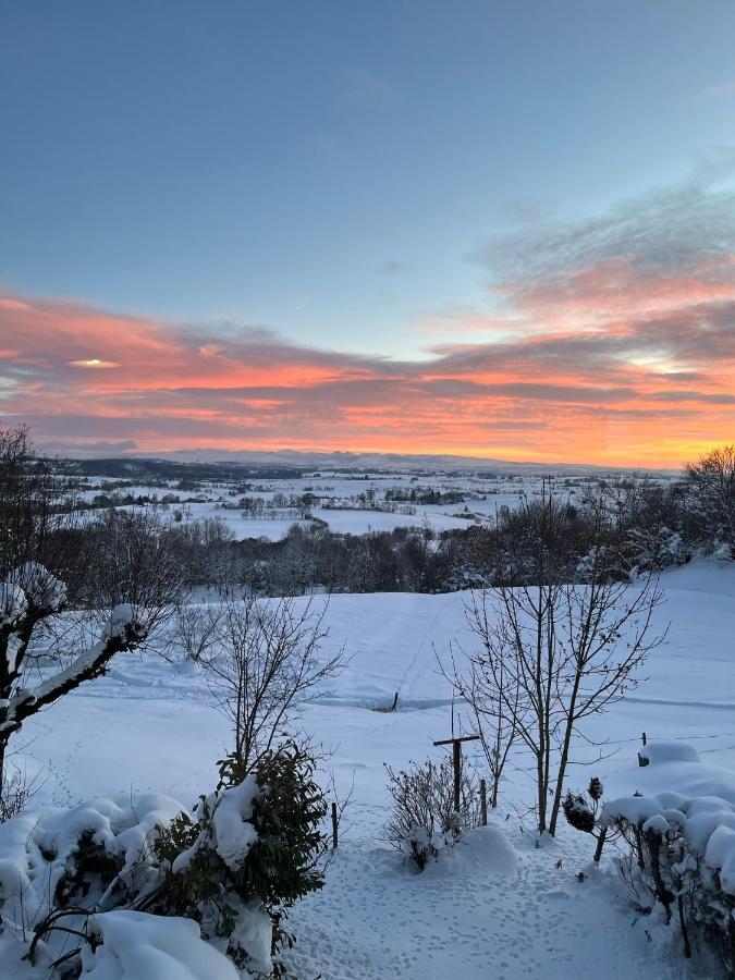 Le Pré devant nous Picherande Exterior foto